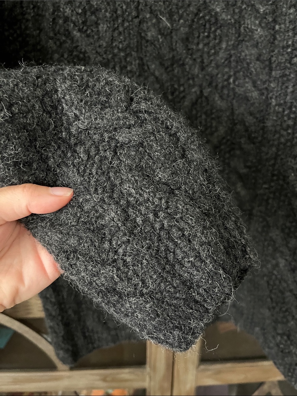 VINTAGE 100% WOOL J. Crew Dark Charcoal Cable Knit Crewneck Sweater - Picture 5 of 13